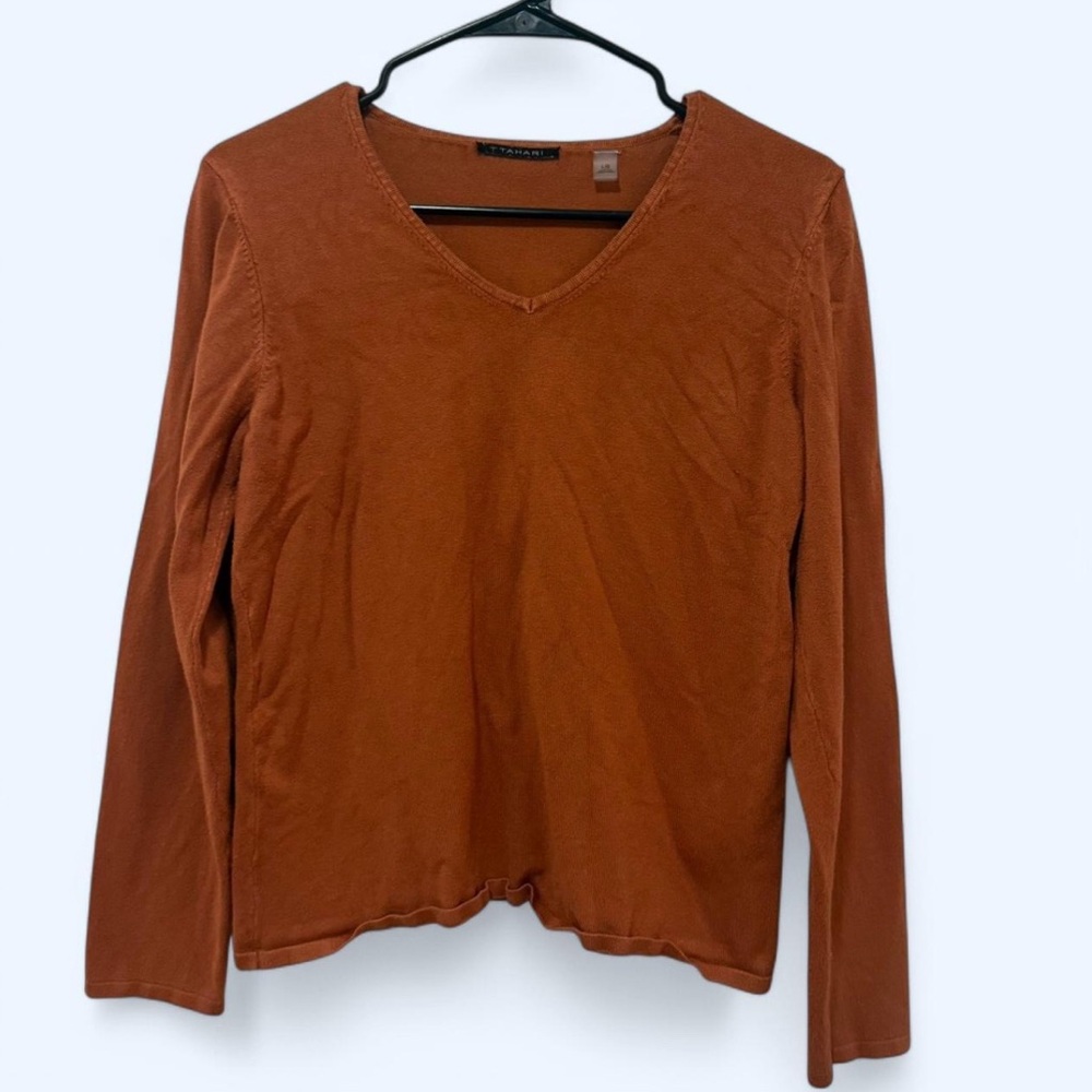 Women's Rust V-Neck TAHARI Sweater Top